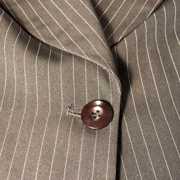 Shape FX’s Peplum Pinstripes Darted Crop Blazer Timeless Wide Lapel. Fully Lined - Picture 13 of 17